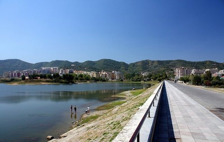 Rreziku i fshehur i digave në Tiranë