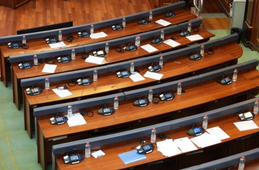 Presidenti - Nis seanca, opozita s'merr pjesë! Haxhiu: Po e shtyn vendin drejt një krize të panevojshme