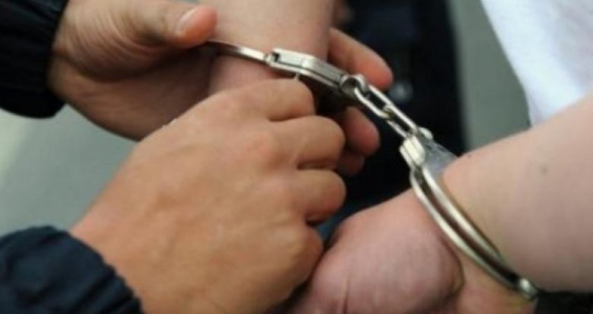 Arrestohen dy persona në Prishtinë, dyshohen për pornografi me fëmijë