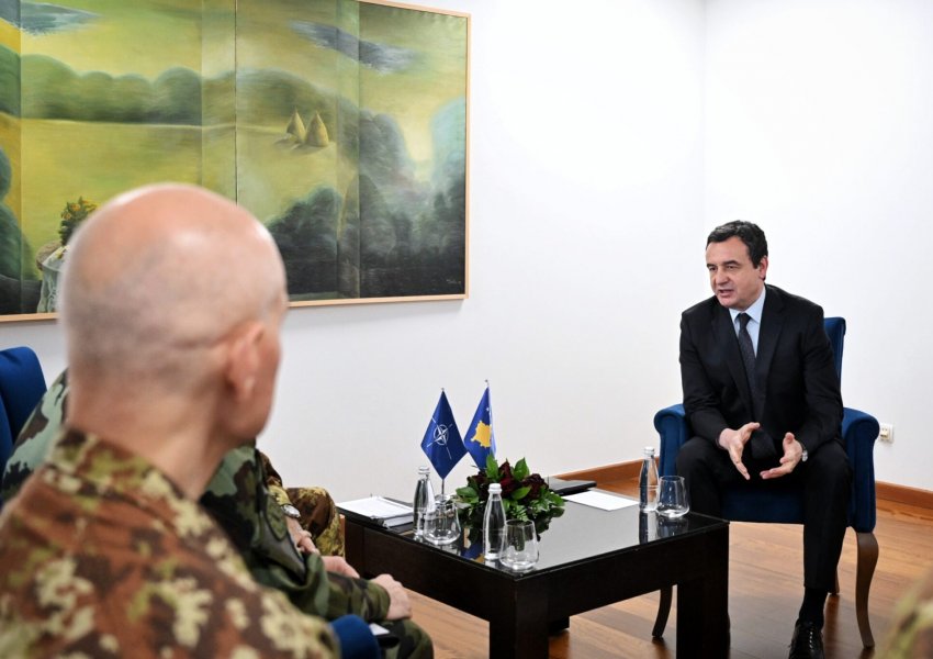 Kurti në takim me delegacionin e Komitetit Ushtarak të NATO-s: KFOR-i thelbësor për sigurinë në Kosovë