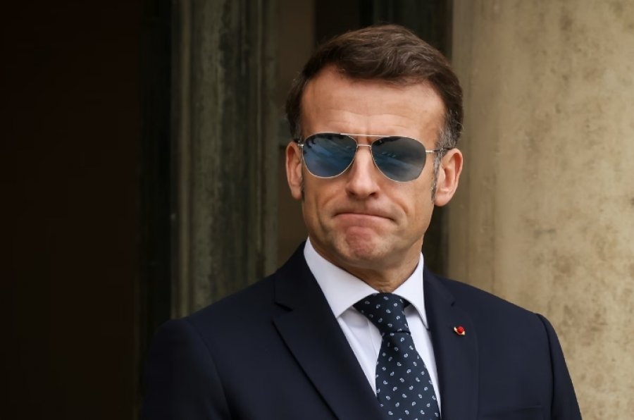 Shitjet e syzeve të diellit që mbante presidenti francez u rritën ndjeshëm