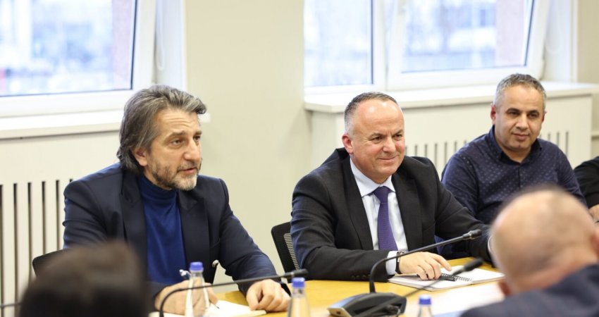Vërshimet e janarit, Rama takohet me Komisionin Qendror për Vlerësimin e Dëmeve – flasin për procedurat