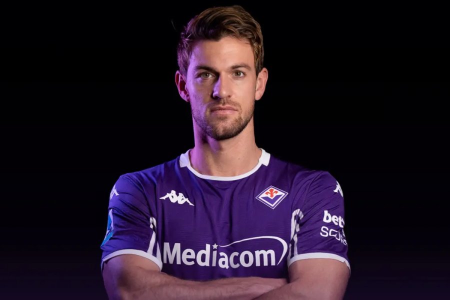 Fiorentina zyrtarizon mbrojtësin që largohet nga Juventusi