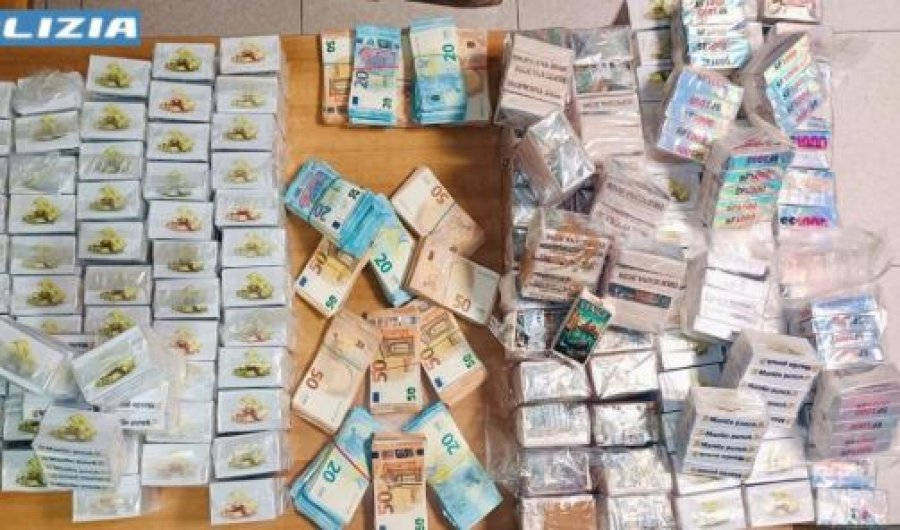 Operacion antidrogë në Milano, kapen 70 kg hashash dhe 75 mijë euro cash! Në pranga shqiptari dhe rumuni