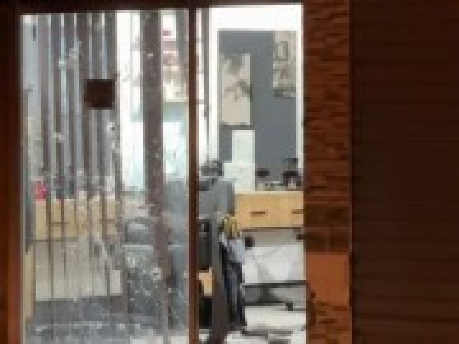 Mbeti i plagosur me armë: 30-vjeçari nuk ishte objektivi i atentatorëve…