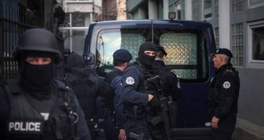 Rast i çuditshëm në Kaçanik: Gjuajtje me armë, vetaksident, kërcënim për vetëvrasje – dy të arrestuar