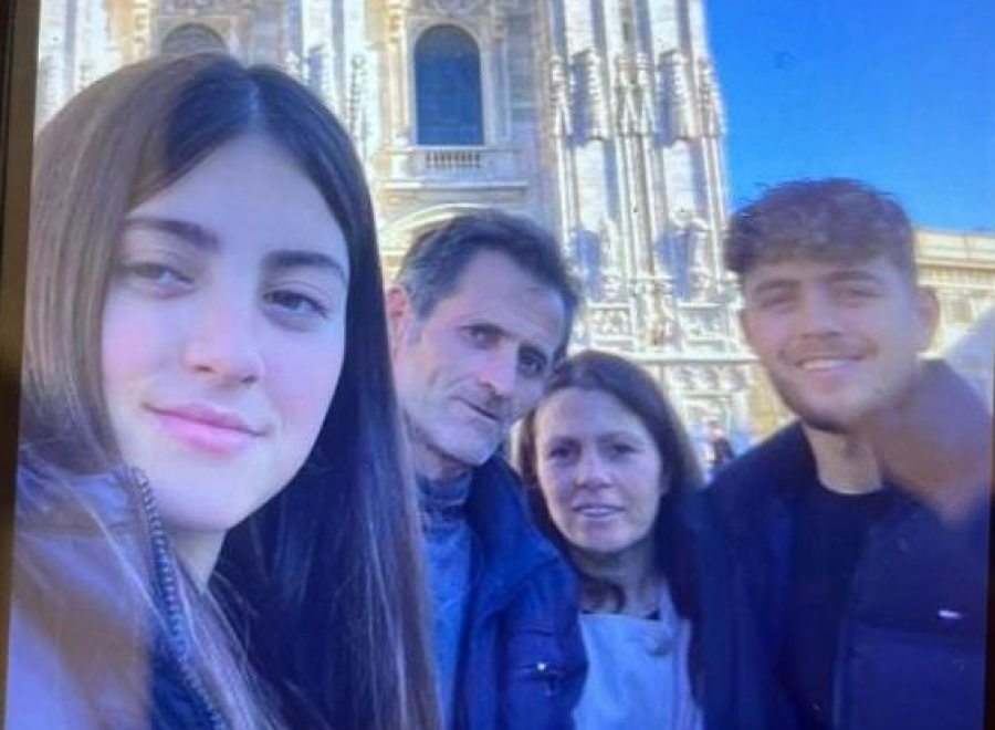 Shqipëria dhe Italia në zi për familjen Kola/ Xhesika shkruante poezi, Hajdari ishte një djalë i ëmbël dhe shumë punëtor