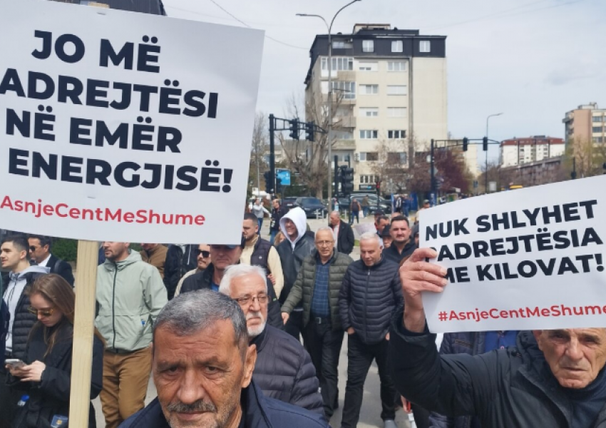  Protestë kundër propozimit për shtrenjtimin e energjisë elektrike