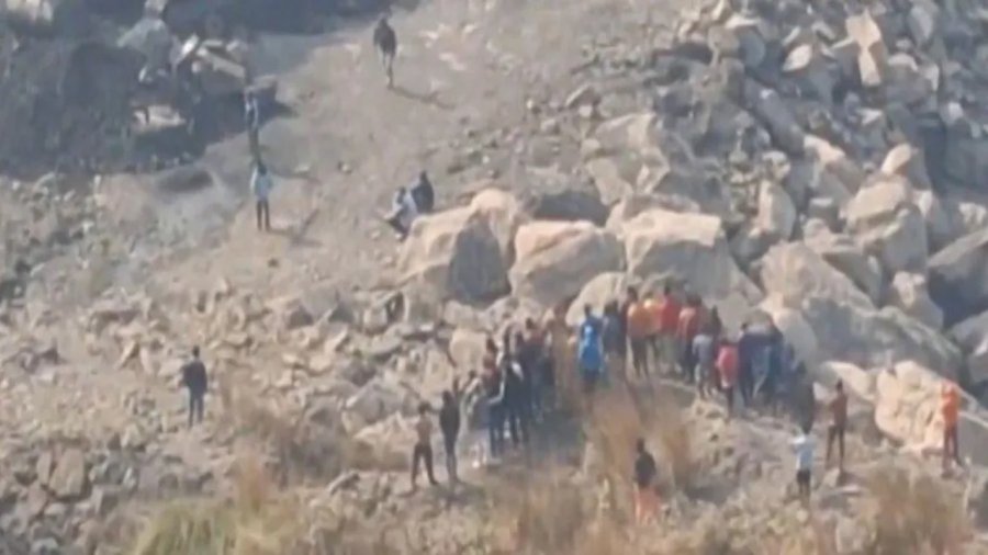 Shpërthim në minierë ilegale në Indi, të paktën 18 minatorë humbin jetën