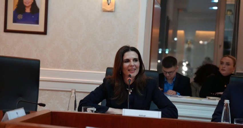 Çitaku i falenderon partitë që u pajtuan të shtyhet seanca konstituive: UÇK na bashkon