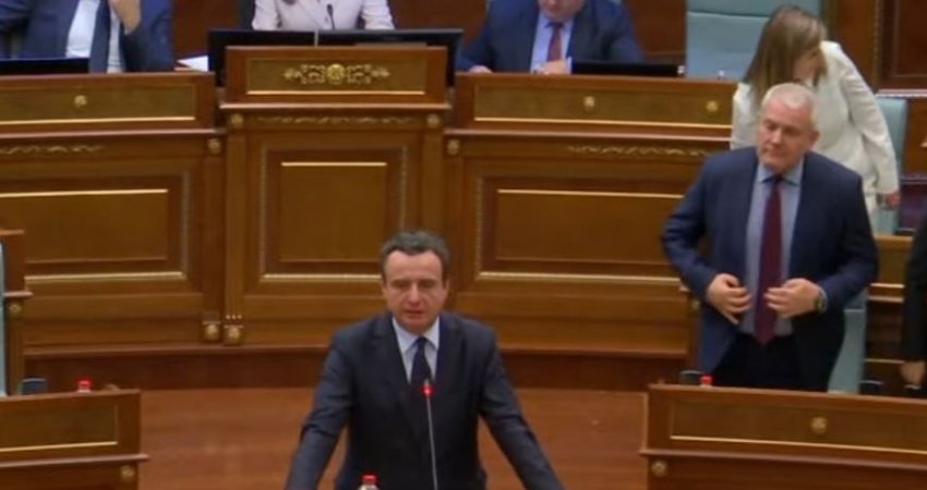 Albin Kurti betohet para deputetëve për të udhëhequr Qeverinë e Kosovës