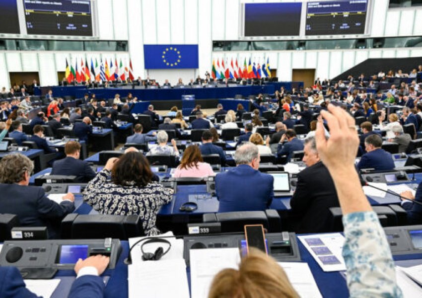 Kosova përfshihet në listën e vendeve të sigurta të BE-së sipas rregullave të reja të azilit