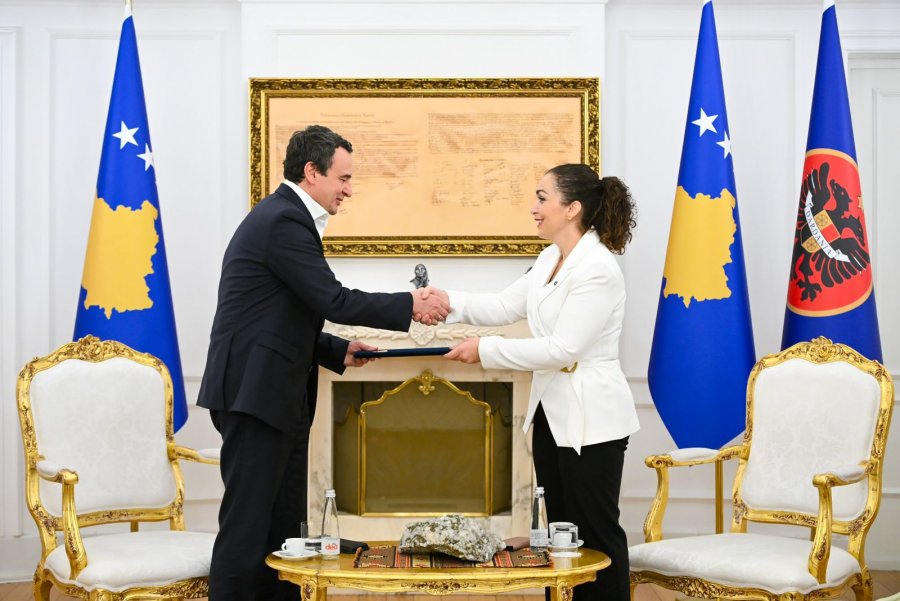 Qeveria e re/ Osmani mandaton Kurtin për kryeministër 