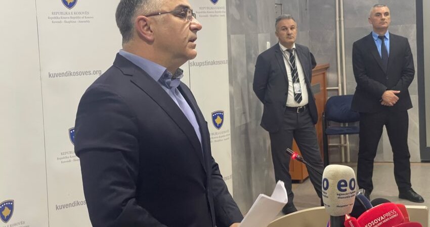 Tahiri: Në seancë tema më e rëndësishme lidhet me një rezolutë të cilën Kuvendi do ta miratojë për çlirimtarët në Hagë