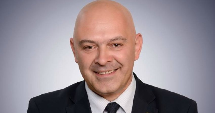 Ardian Gjini shpall kandidaturën për kryetar të AAK-së
