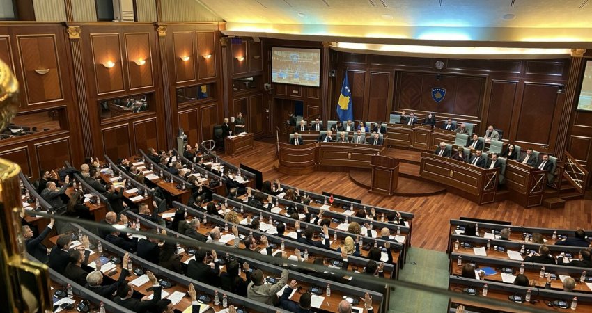 Kuvendi miraton 16 komisione parlamentare