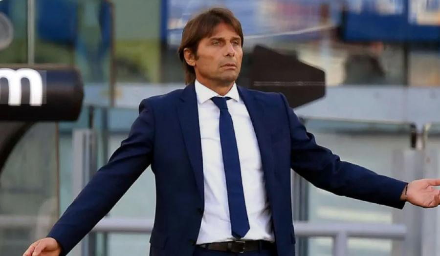 Conte nën hetim pas ofendimeve ndaj arbitrit në Napoli-Como, ja çfarë rrezikon