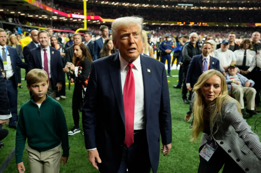 Trump u jep falje presidenciale pesë ish-lojtarëve të NFL-së, shumica për çështje droge