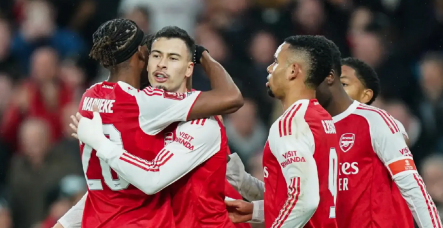 FA Cup/ Arsenal shkatërron Wigan-in, kalojnë Fulham, Sunderland dhe Wolves