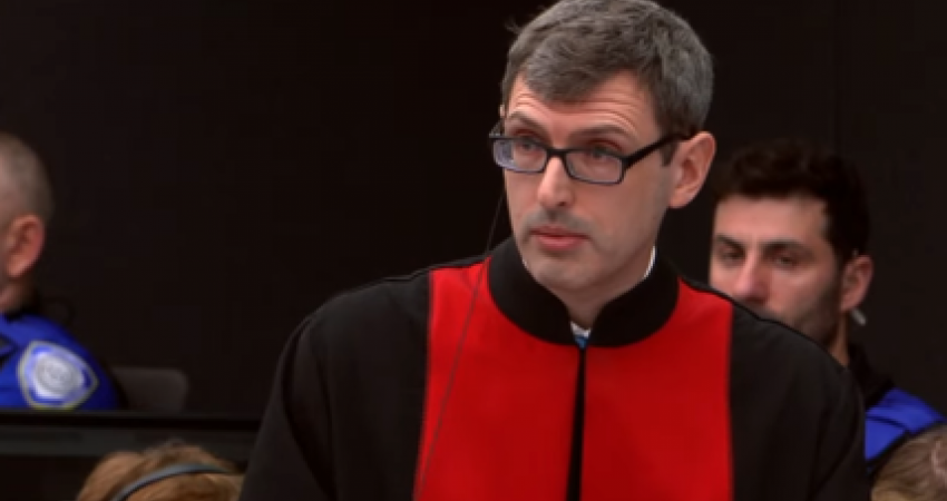 Avokati: ZPS gabimisht po përpiqet të lidh praninë e Krasniqit në vendet ku thotë se janë kryer krime