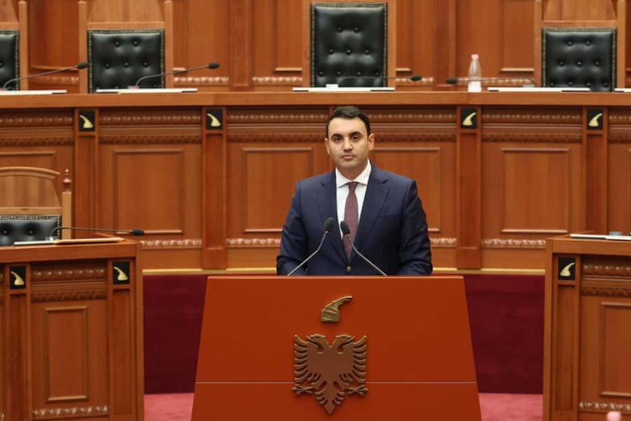 Nuk lejojmë Bllok të ri në Tiranë, 35 vite pas rrëzimit të diktaturës!