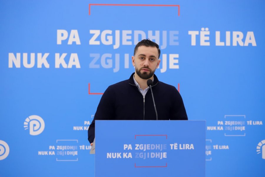 'Për lirinë, kundër hajdutërisë'/ Nënkryetari i FRPD: Arrestimet politike s’na frikësojnë! Rinia do ngrihet më 20 shkurt  