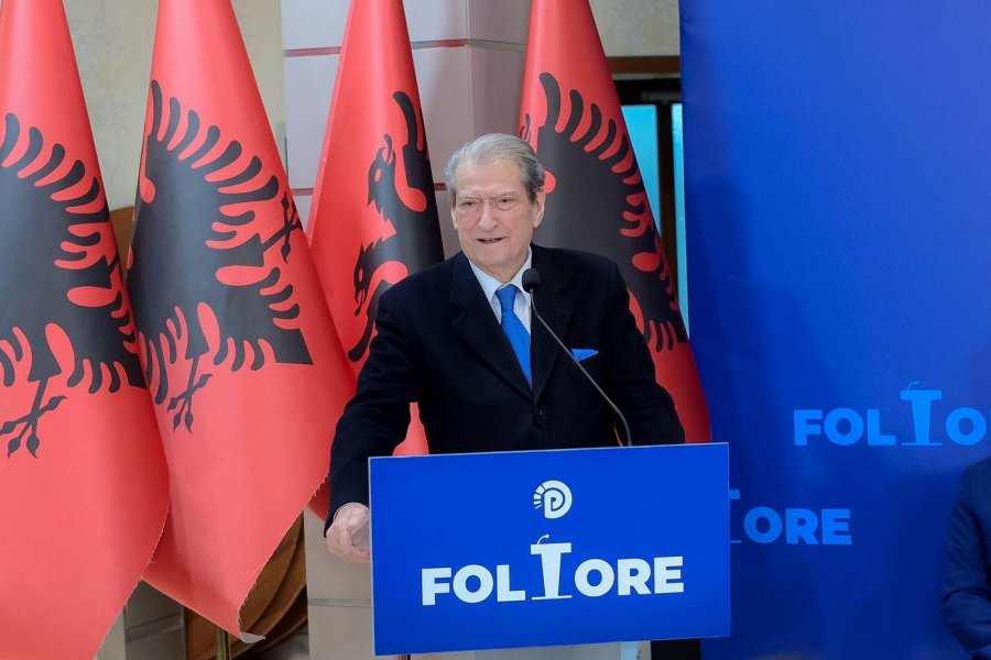Foltoret e PD/ Berisha në ora 18.00, bashkëbisedim me qytetarët dhe simpatizantët në Krujë