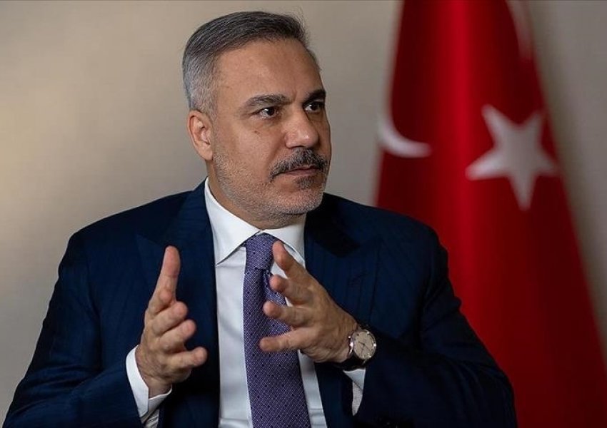 Ministri i Jashtëm turk do të marrë pjesë në takimin e parë të Bordit të Paqes