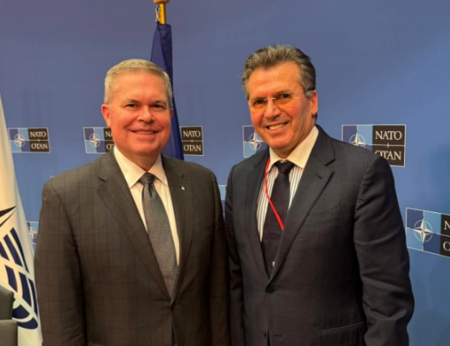 Mediu takon zyrtarin e lartë amerikan në NATO: Kontroll më i rreptë i investimeve që burojnë nga droga dhe korrupsioni