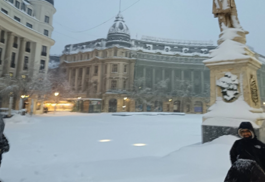 Alarm i kuq në Rumani, shkak stuhia e borës, bllokohen disa rrugë