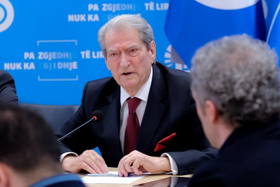 Berisha: Nuk është gjë Epstein se çfarë është Ergys Agasi për Shqipërinë. Shërbimin Informativ e kishte në xhep