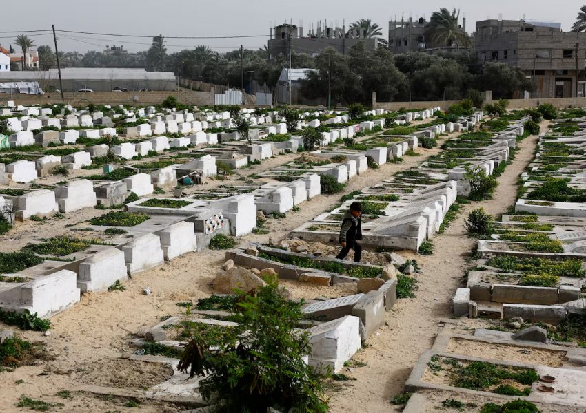 ‘Në 15 muajt e parë të luftës në Gaza u vranë mbi 75.000 palestinezë, jo 49.000’