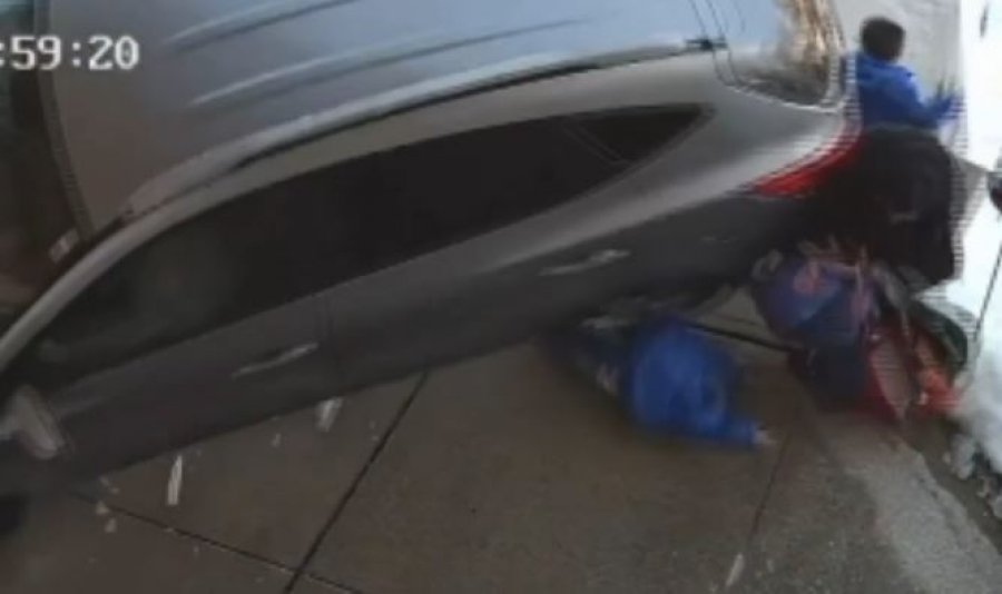  Makina përplas nënën me dy fëmijë në New Jersey, shpëtojnë mrekullisht