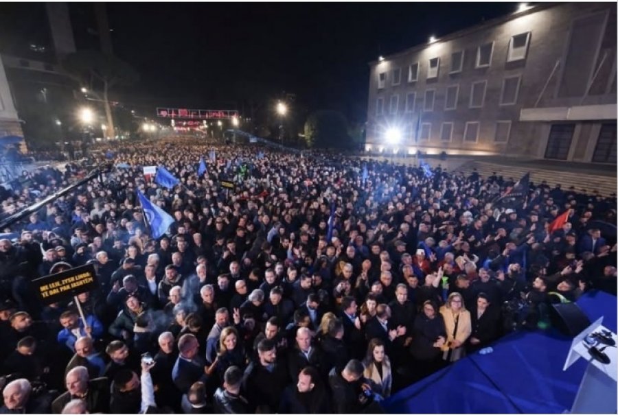 'Sot dita e guximit dhe e shpresës!'/ Blushi thirrje qytetarëve: Koha për ta rrëzuar narko-diktaturën!