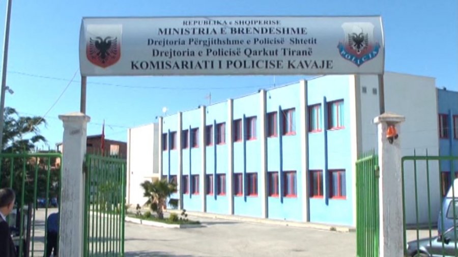 EMRI/ Vritet me thikë 47-vjeçari në Kavajë, shpallet në kërkim autori 