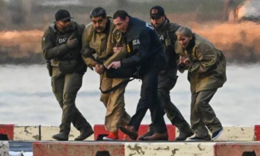 Rusia i bën thirrje Shteteve të Bashkuara të lirojnë Maduron dhe gruan e tij