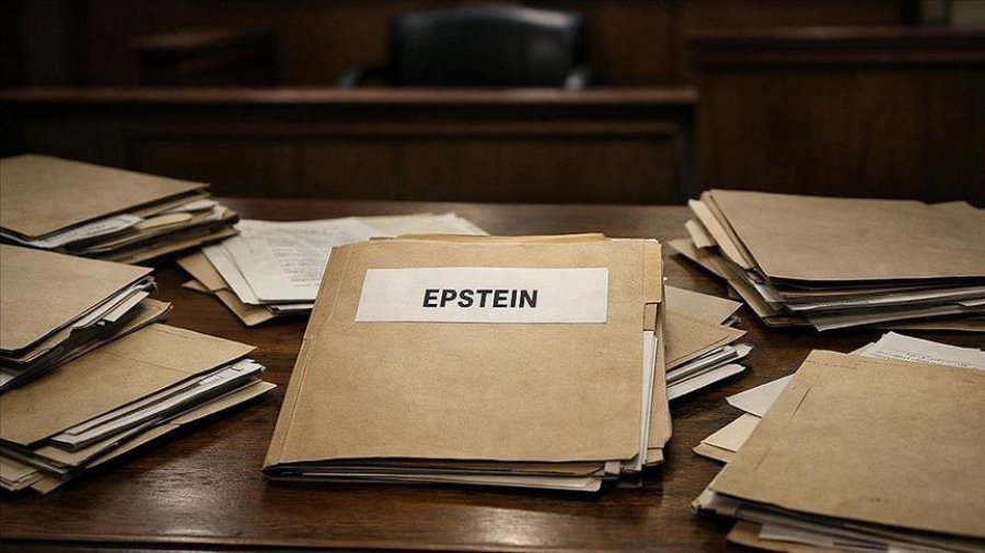 Dosja Epstein - Polonia formon një ekip për të hetuar rekrutimin e dyshuar të të miturve