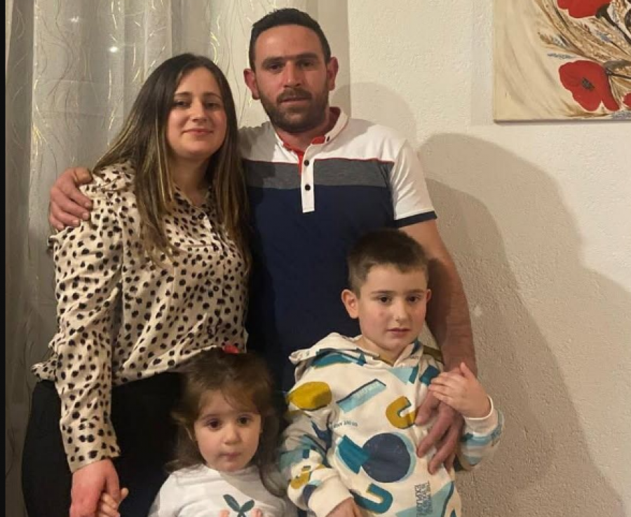 Deportimi i një babai shqiptar shkakton zemërim në Francë, pronari: Jemi më shumë se të tronditur