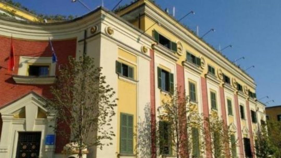 Sot mbledhja e Këshillit Bashkiak Tiranë. Ja çfarë pritet të diskutohet