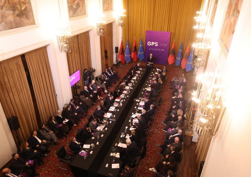 Fjalimi me dyer të mbyllura/ Rama sulmon Berlinin dhe deputetët që raportojnë te diplomatët