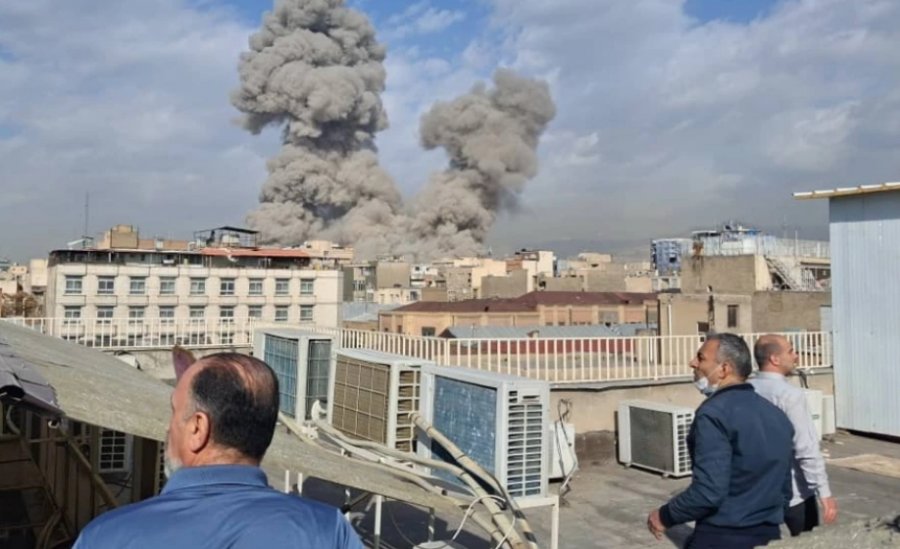 Sulmet ndaj Iranit/ Franca thirrje qytetarëve të tregojnë kujdes të jashtëzakonshëm