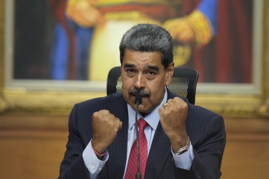 Maduro shpall gjendjen e jashtëzakonshme dhe kërkon mobilizim të plotë