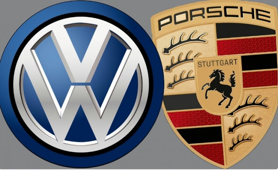 Volkswagen dhe Porsche tërheqin më shumë se 500,000 automjete për shkak të një problemi me softuerin