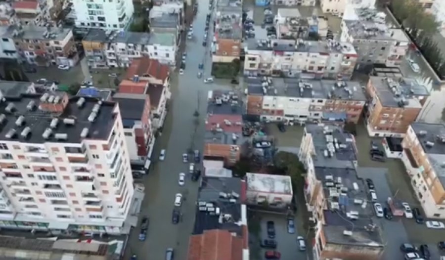 Shqipëria nën ujë, Rama Balluku mbi ujë dhe të thatë