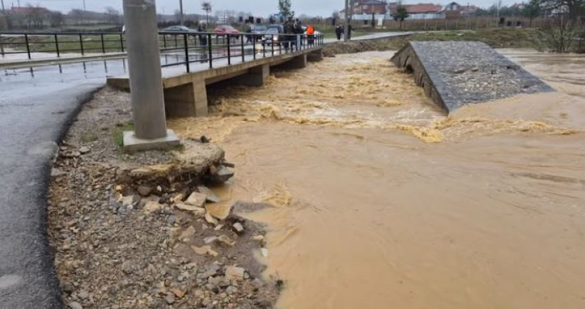 AME: Ekziston mundësia për përkeqësim të situatës në rast të reshjeve të reja