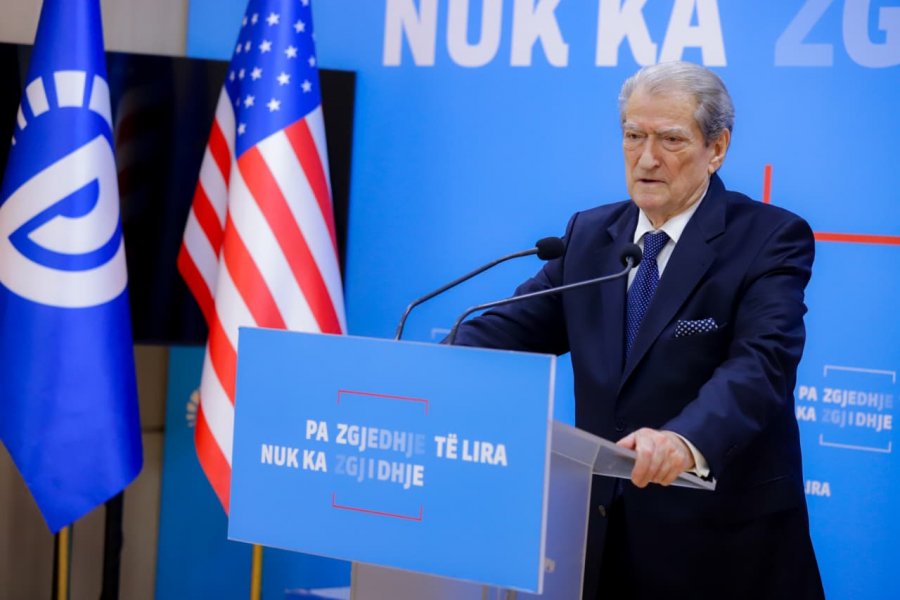 Berisha: Tryeza është e hapur! Të gjithë ata që e ndjenjë veten opozitarë, janë të mirëpritur