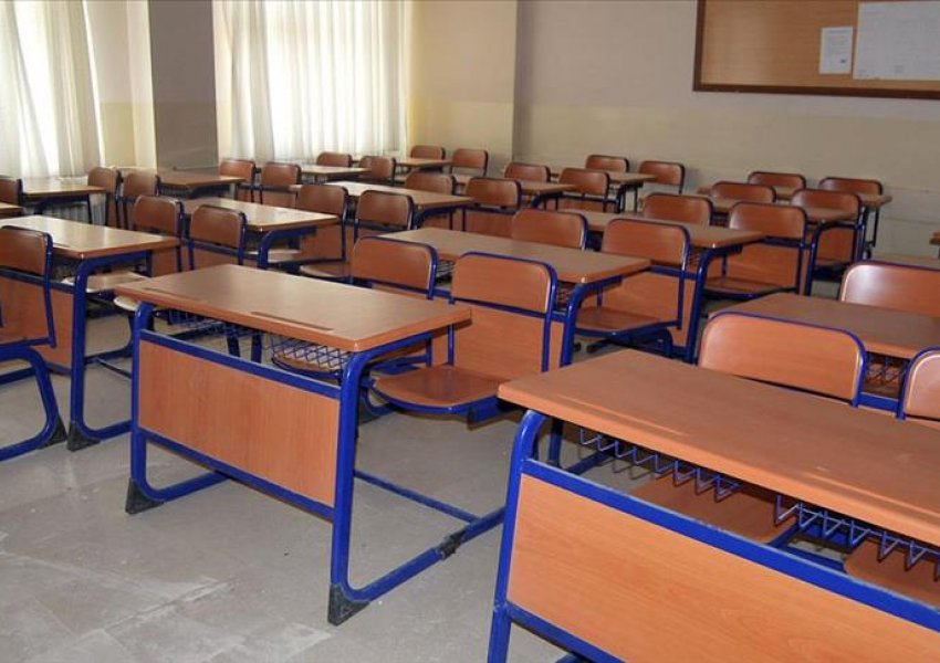 Moti i keq shtyn nisjen e mësimit në disa komuna të Kosovës, Prishtina rifillon nga sot