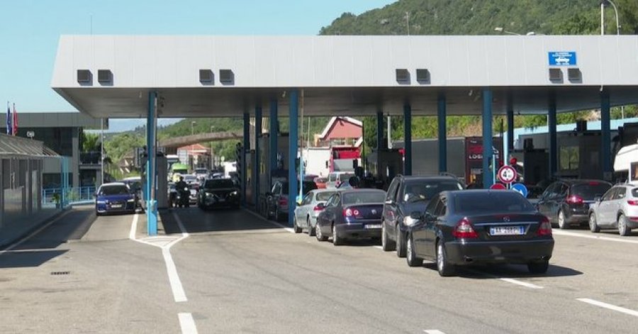Theu masën 'Arrest në shtëpi' dhe tentoi të largohej drejt Greqisë, arrestohet 45 vjeçari në Han të Hotit