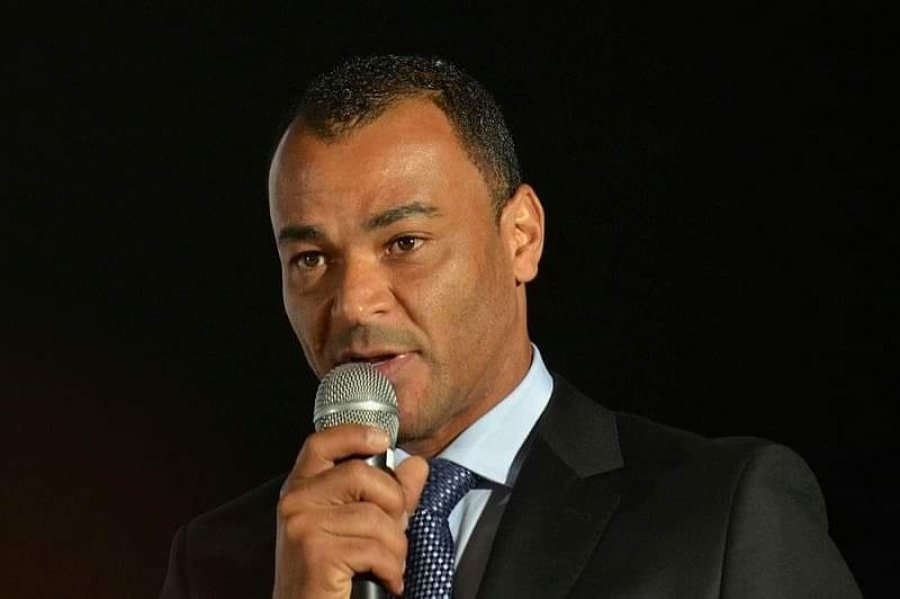 Cafu paralajmëron: Eksodi drejt Premier League-s po dëmton shanset e Brazilit në Kupën e Botës