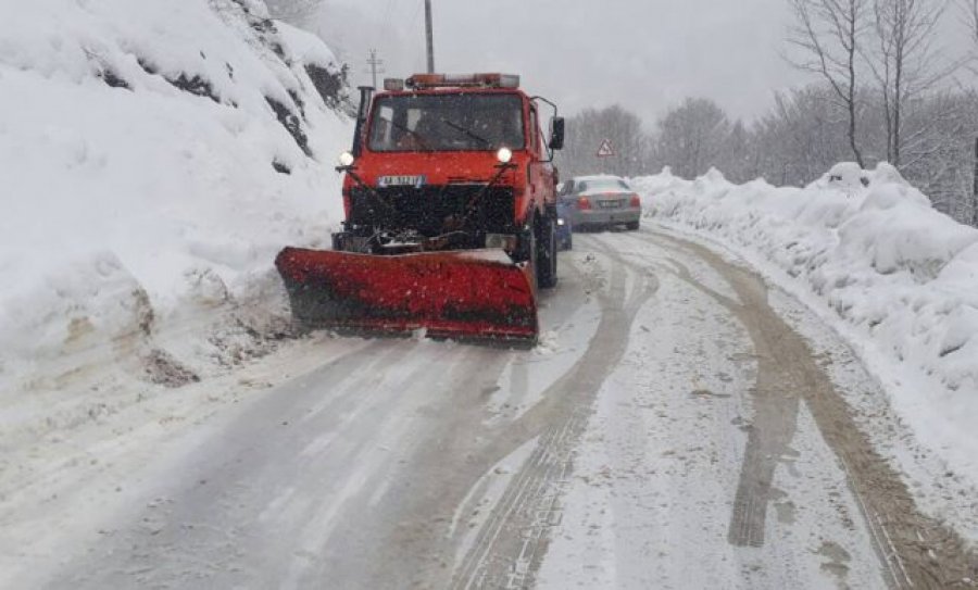 Situata e qëndrueshme në qarkun Kukës, akset rrugore të hapura. Temperaturat mbeten të ulëta
